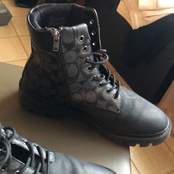 Authentic COACH military combat boot. Size 11.5. Laces and side zipper. - Picture 3 of 10